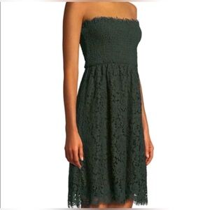 NWT, Velvet by Graham & Spencer Dark Green Lace Smocked Strapless Dress, Size M